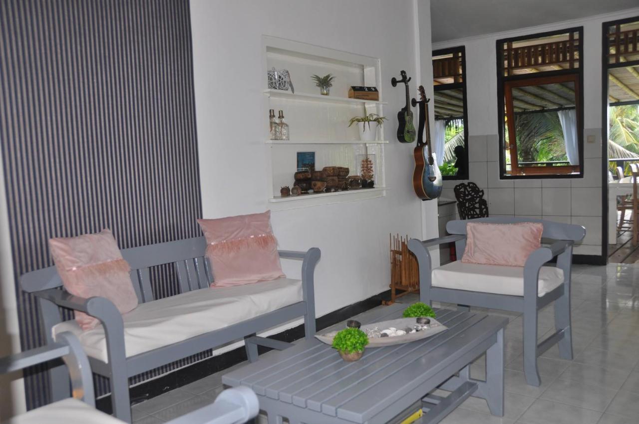 Guesthouse The 4 Fish Μανάντο Εξωτερικό φωτογραφία