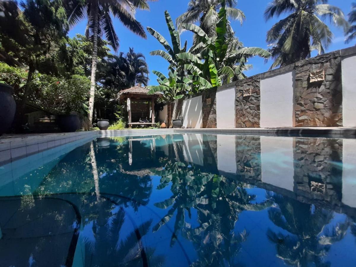 Guesthouse The 4 Fish Μανάντο Εξωτερικό φωτογραφία