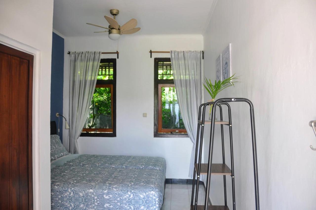 Guesthouse The 4 Fish Μανάντο Εξωτερικό φωτογραφία