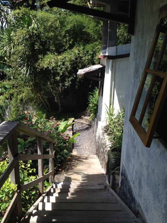 Guesthouse The 4 Fish Μανάντο Εξωτερικό φωτογραφία